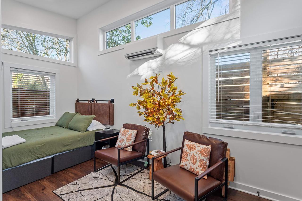 The Acorn - Tiny House In Historic Oakwood Βίλα Ρόλι Εξωτερικό φωτογραφία